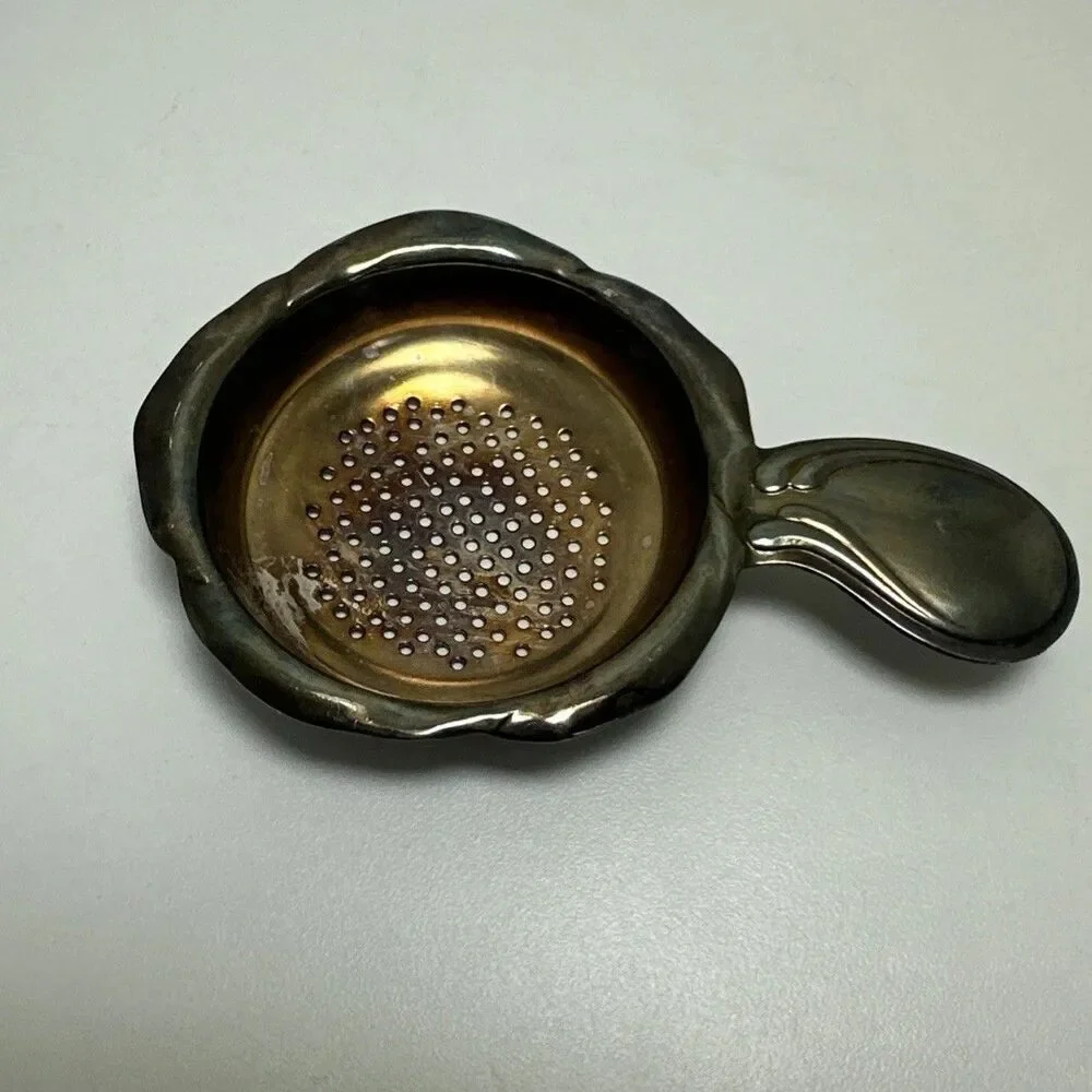 Vintage Silverplate Tea Strainer Handled Tea Leaf Strainer Scalloped Rim